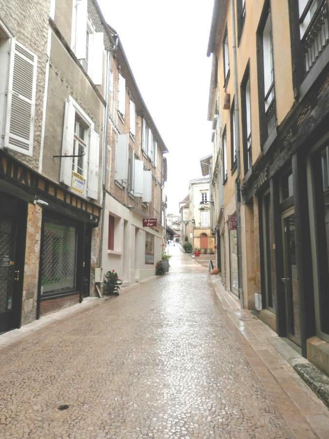 Couette Et Cafe Cyrano Apartamento Bergerac Exterior foto