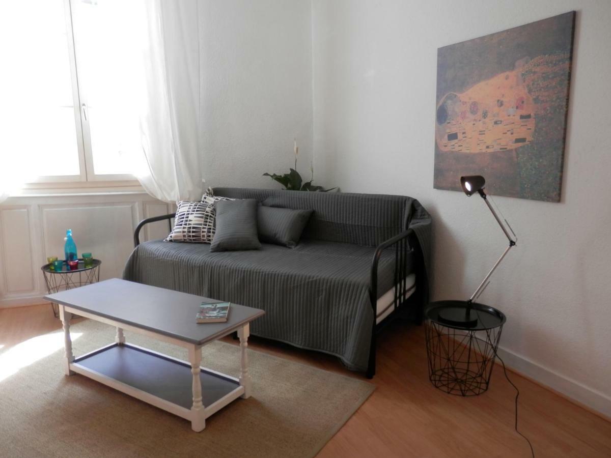 Couette Et Cafe Cyrano Apartamento Bergerac Exterior foto